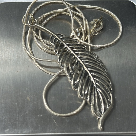 Light As A Feather Pendant Necklace 925 Sterling Silver - Picture 7 of 9